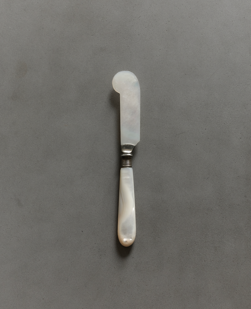 Mother of Pearl Caviar Knife