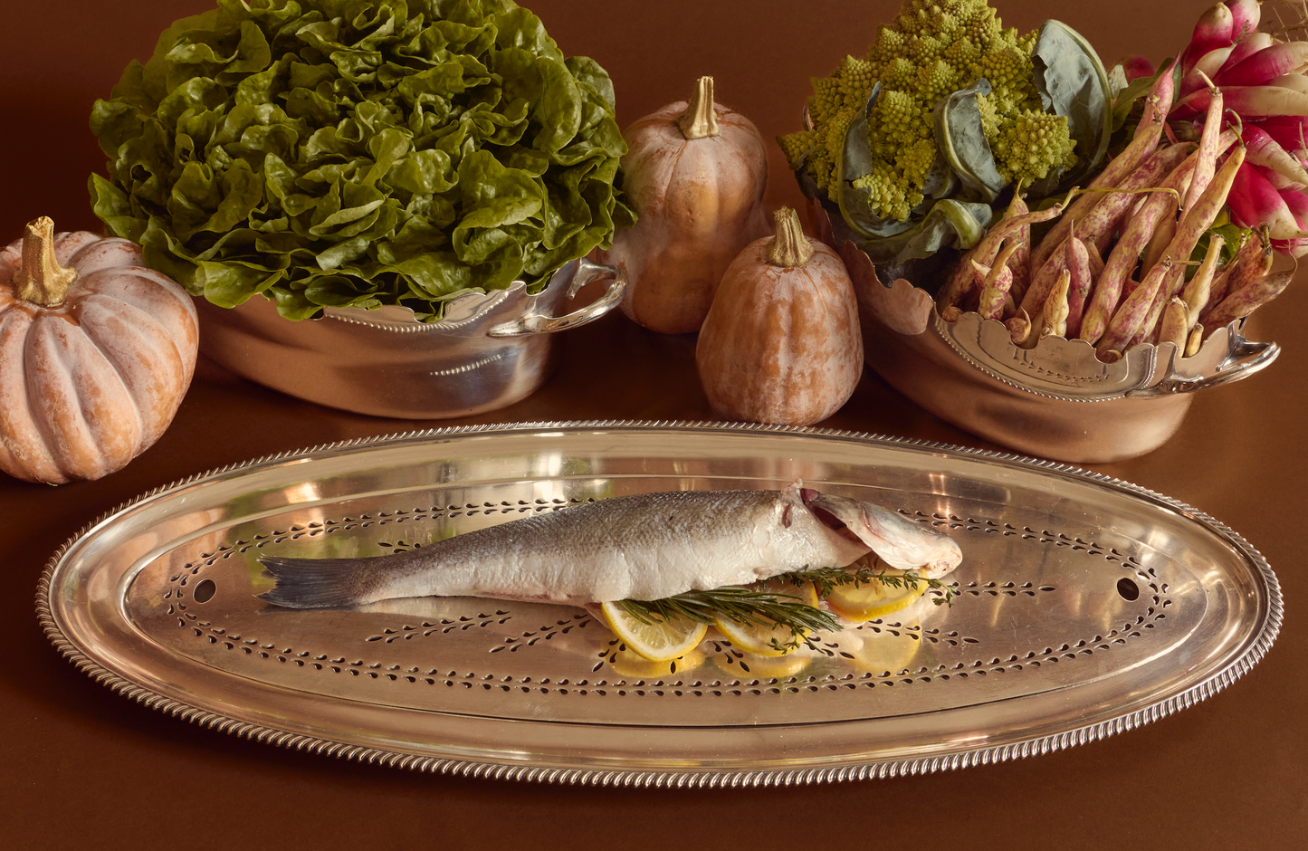 Scalloped Oval Bucket