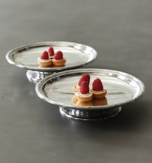 Round Footed Plates